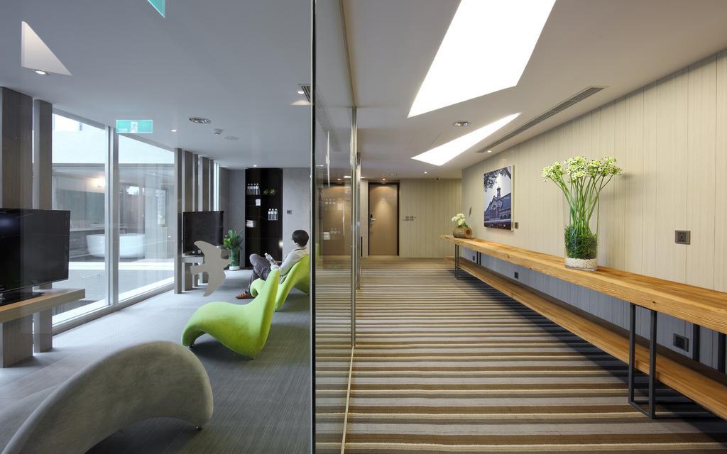 Hotelday Taichung Exterior photo