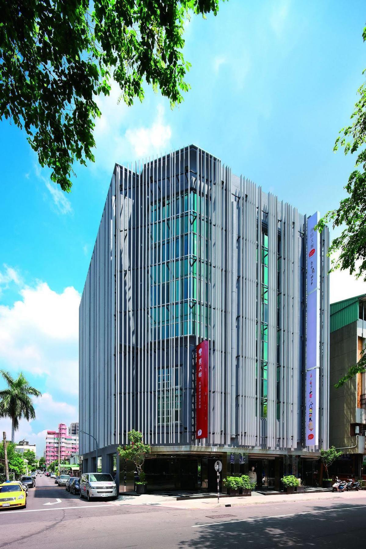 Hotelday Taichung Exterior photo